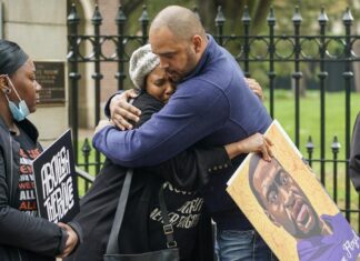 Mayoría en EE. UU. opina que el mayor problema con la discriminación es que la gente no la ve