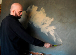 Muníz explores the intersections of Puerto Rican culture, identity and history