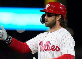 Castellanos homers, Sánchez Ks 10 as Phillies move to brink of playoff spot with 5-2 win over Mets