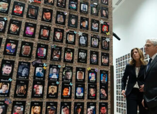 Familiares de víctimas del fentanilo piden a la DEA hacer más