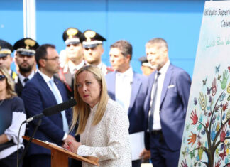 Gobierno de Italia aprueba decreto para combatir delincuencia juvenil