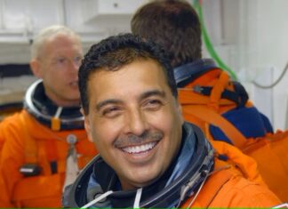 José Hernández, astronauta latino: “Desde el espacio no se ven fronteras entre México y EE. UU.”