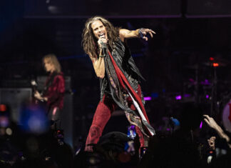 Aerosmith singer and Maui homeowner Steven Tyler urges tourists to return to the island