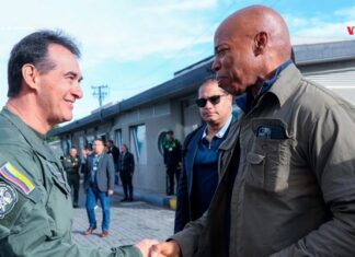 Alcalde de Nueva York sobrevoló selva del Darién para conocer crisis migratoria