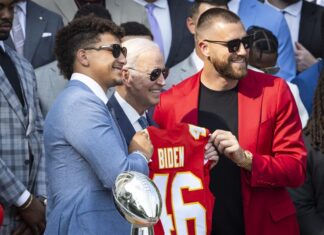 La supuesta relación entre Taylor Swift y Travis Kelce no resulta indiferente a la NFL