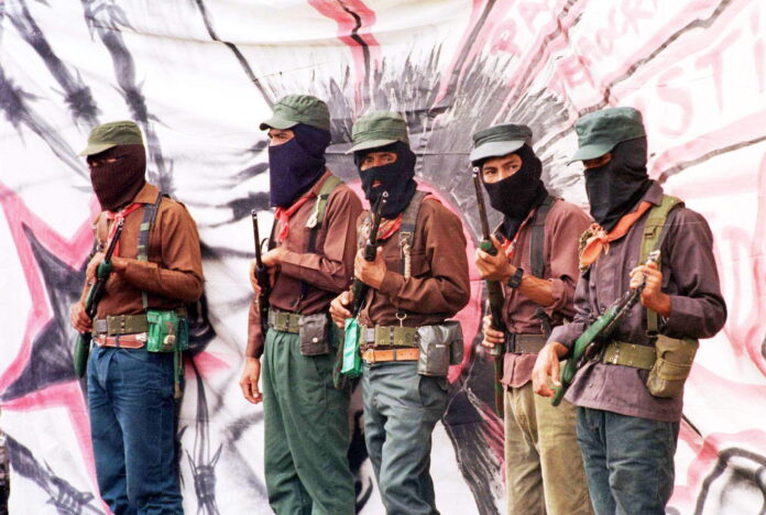 Zapatistas dicen que "cada guerra seguirá siendo más feroz, destructiva e inhumana"