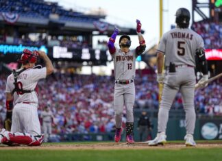 Con jonrones de Pham y Gurriel, Diamondbacks ganan 5-1 a Filis y habrá Juego 7 en la Liga Nacional