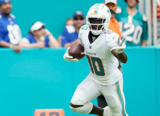 Eagles y Dolphins protagonizan un anticipado duelo de alto octanaje