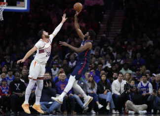 76ers aprovechan ausencias de los Suns para ganar por 112-100
