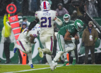 Eagles vencen a Allen y los Bills, 37-34; las Aguilas de Filadelfia son el único equipo con marca de 10-1 en la NFL