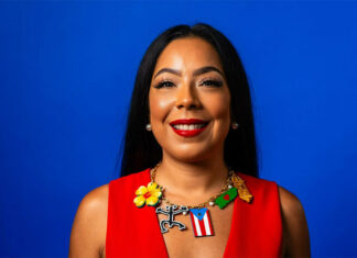 Apoyo para las latinas emprendedoras del Christmas Village en Love Park