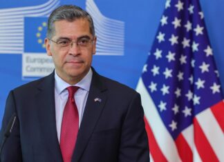 El Gobierno de Biden propone mayor transparencia y más beneficios en planes de Medicare