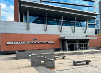 Jurors in serial killings trial views video footage of shootings