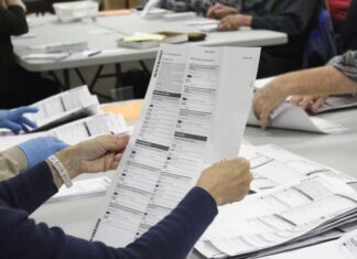 Candidatos de alto perfil asoman desde una tercera vía en la campaña presidencial