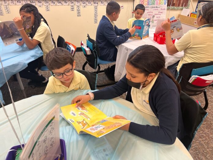 Turning_Pages,_Building_Futures_1