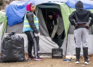 La población de personas sin techo en Estados Unidos alcanzó cifra récord en 2023