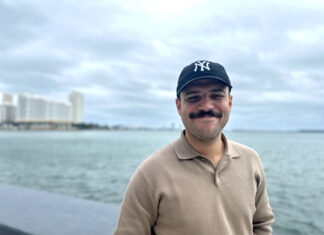 Ángelo Colina, el latino que está haciendo reír a Estados Unidos en español latino