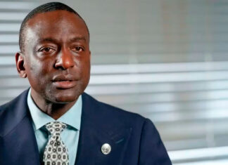 Concejal de NY es detenido sin explicación alguna, reforzando pedidos por transparencia policial policial