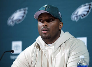 Eagles fire offensive coordinator Brian Johnson, AP source says offensive