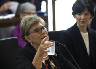 La prohibición del plástico de un solo uso genera un acalorado debate en Puerto Rico plástico