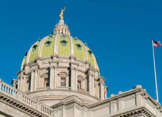 Pensilvania no puede impedir que los jóvenes porten armas durante las emergencias armas