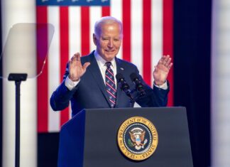Biden arranca el 2024 en Pensilvania, en los suburbios de Filadelfia llama a una «causa sagrada»: la defensa de la democracia