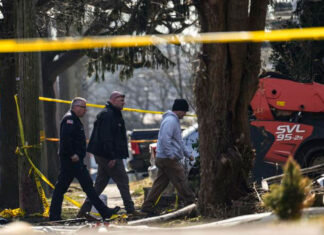 3 cuerpos han sido recuperados, dos de ellos de menores, miembros de la familia de Cahn Le, víctimas de un aparente homicidio sucidio dead