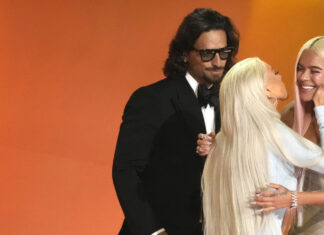 Karol G gana su primer Grammy