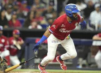 Dominicana gana duelo crucial a Curazao y está en semifinales de la Serie del Caribe