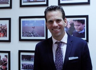 Carlos Loret de Mola en el banquillo de los acusados Carlos Loret de Mola