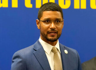 Republicanos trabajan para reclutar candidatos de minorías pese a criticar programas de diversidad republicanos