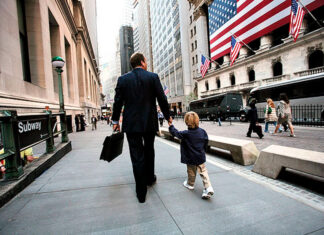 US Workers Would Take 20% Pay Cut for Better Quality of Life, Survey Finds Workers