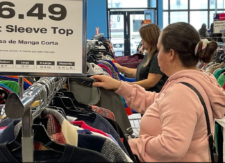 Venta de segunda mano en EE. UU. orientada en ayudar a la comunidad segunda