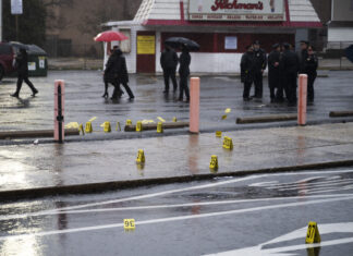Cuarto tiroteo en un autobús de Filadelfia en los últimos cuatro días deja 8 adolescentes heridos
