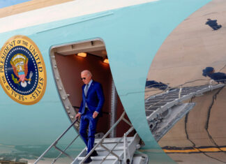 Gobierno de EE. UU. condonará adeudos por préstamos estudiantiles a otros 78.000 servidores públicos préstamos