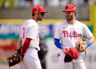 Phillies-Braves and Brewers-Mets openers postponed a day to Friday due to rainy forecasts Phillies-Braves
