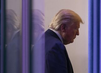 Trump elogiaba a Hitler en privado, según un exjefe de gabinete trump