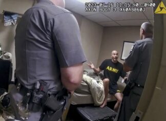 Reservista que respondió a la masacre en Maine dice que hubo problemas de comunicación reservista