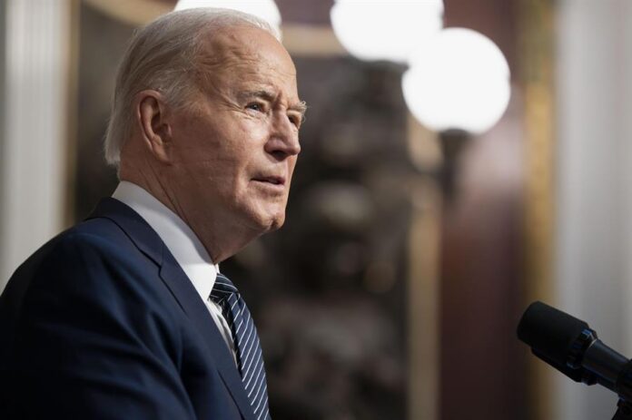 Biden anuncia nuevas medidas para aliviar la deuda estudiantil estudiantil