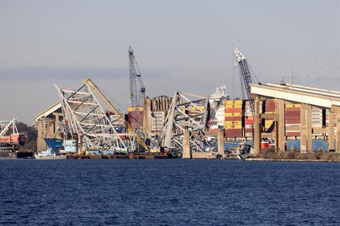 Las autoridades de EE.UU. hallan un nuevo cuerpo del accidente en el puente de Baltimore