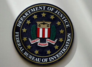 Un residente de Mississippi se declara culpable de acoso cibernético y hostigamiento antisemita.