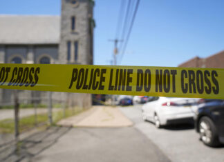 Disgruntled worker fatally shoots 2, wounds 3 at linen company near Philadelphia company