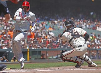 El puertorriqueño Velázquez, el venezolano Pérez y el mexicano Urías acaparan flashes puertorriqueño