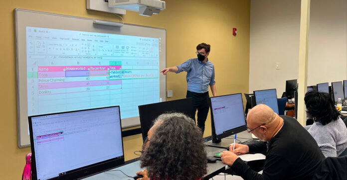 Esperanza-Enseñanza-Digital-la-oportunidad-gratis-de-acceder-al-mundo-digital-SLIDER