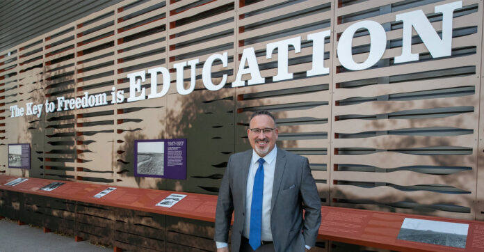 La-resiliencia-latina-que-encabeza-la-educación