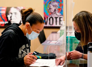 A pesar de los avances, los nativos americanos aún enfrentan barreras para votar nativos