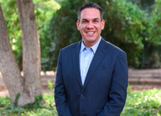 Rep. Pete Aguilar talks with Impacto Pete Aguilar