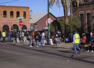 La mayoría de estadounidenses, incluidos los latinos, supuestamente apoyarían una deportación masiva deportación