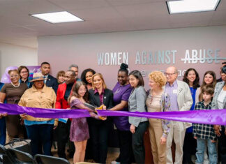 Mujeres contra el Abuso extiende y mejora sus servicios mujeres