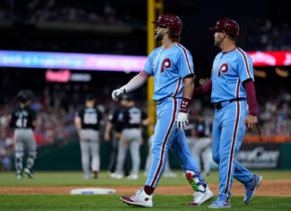 Phillies stars Bryce Harper and Kyle Schwarber both injured late in loss to Marlins Phillies